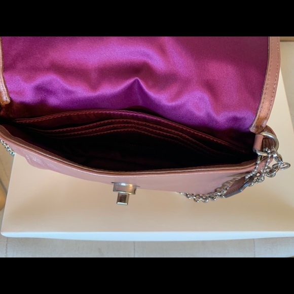 Coach purse - Picture 2 of 5